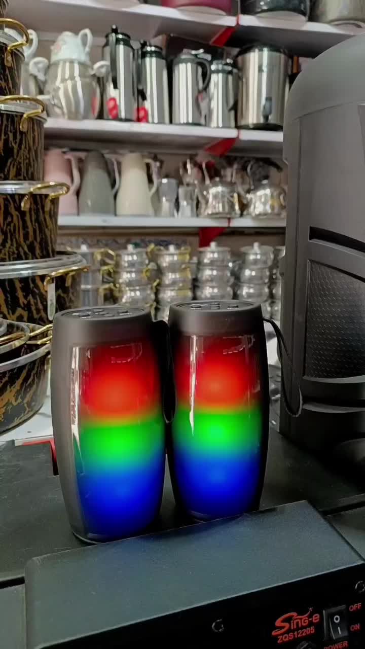 اسپیکر شارژی بلوتوثی20سانتی رم فلش خردکن قابلمه|سیستم صوتی خانگی|قم, سید معصوم|دیوار