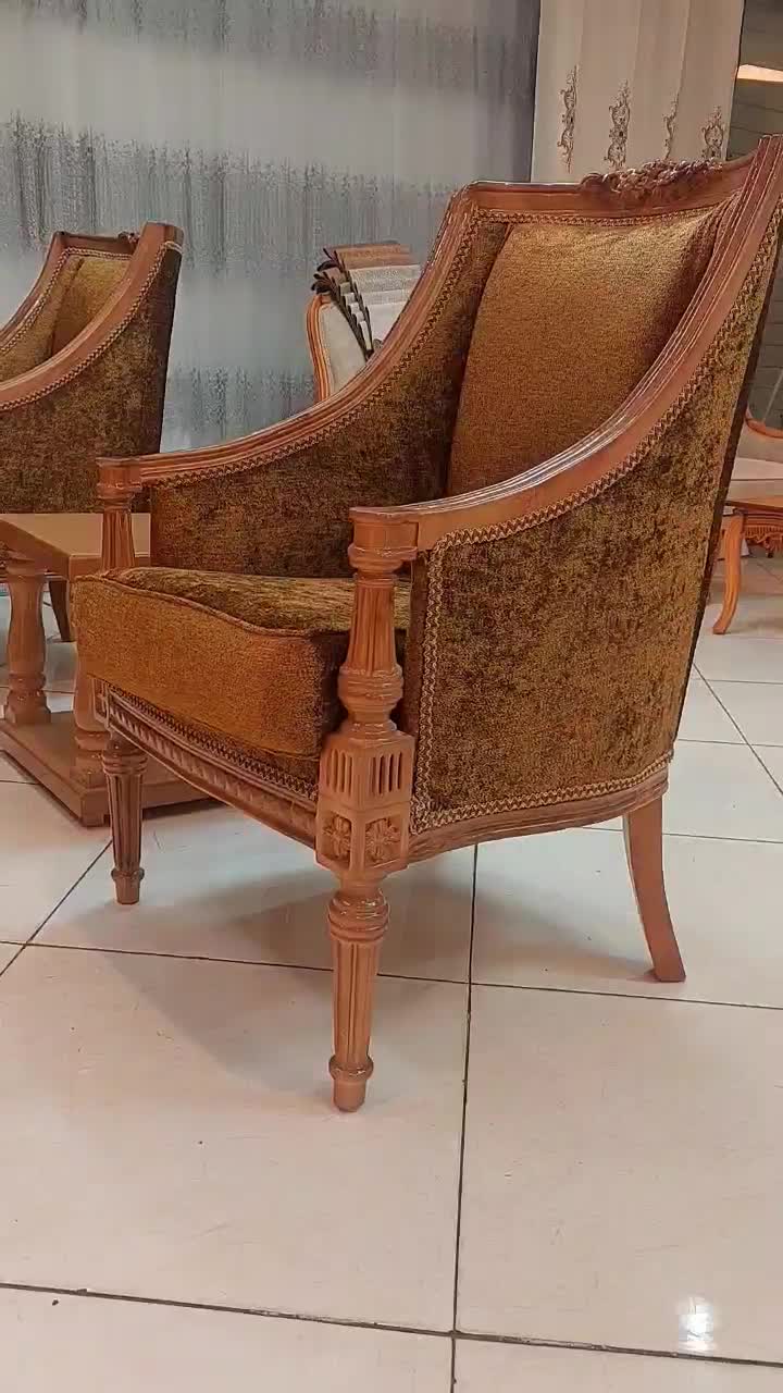 مبل کلاسیک اصیل نیم استیل و راحتی مدل داگلاس|مبلمان خانگی و میز عسلی|کرج, اصفهانی‌ها|دیوار