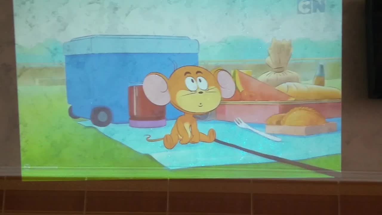 ویدیو پروژکتور y10|تلویزیون و پروژکتور|شوش, |دیوار