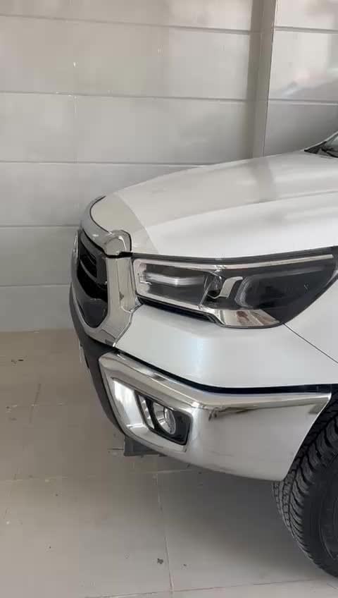 هایلوکس دوکابین دنده ای 2025 فول|خودرو سواری و وانت|زاهدان, |دیوار