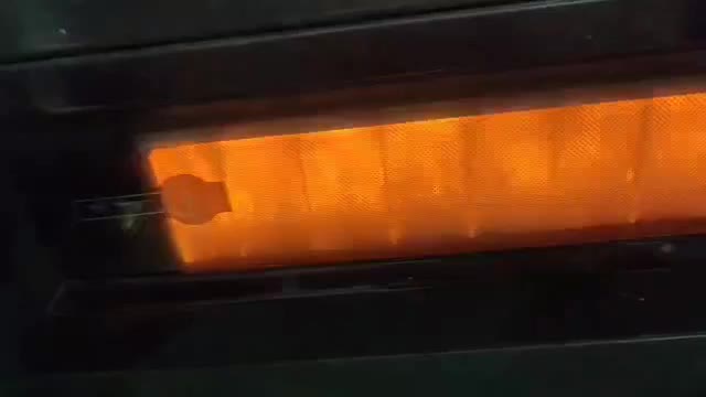 فوری . بخاری گازی مهیا با آرم طلایی پانچ شده|بخاری، هیتر، شومینه|شاهین‌شهر, شهرک ردانی پور|دیوار