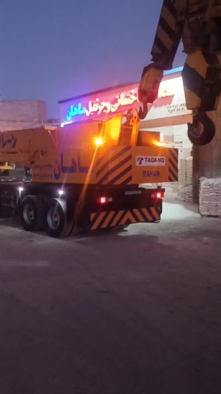 جرثقیل جهت کار در تاکستان وحومه|خدمات حمل و نقل|تاکستان, |دیوار