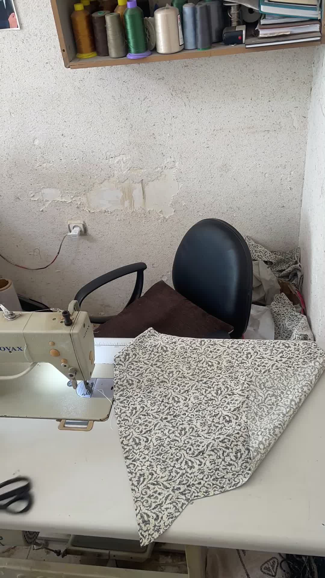 تعویض پارچه و تعمیرات انواع مبلمان و صندلی|خدمات پیشه و مهارت|رشت, حومه رشت|دیوار