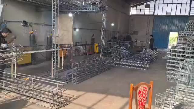 تولید کننده اسپیس،۱۵ در ۱۵، ۳۰ در ۳۰بست اسپیس،چادر|خدمات پیشه و مهارت|تهران, جنت‌آباد شمالی|دیوار