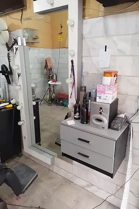 دکور آرایشگاه با سرشور رایگان|آرایشگاه و سالنهای زیبایی|ورامین, خیر آباد|دیوار