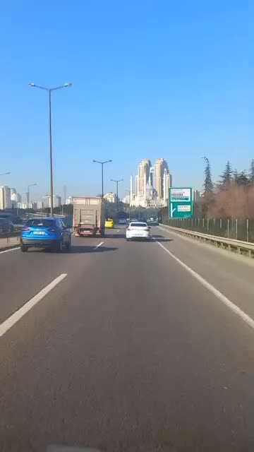 خدمات مسافربری ون نگارسفر|خدمات حمل و نقل|تهران, نارمک|دیوار