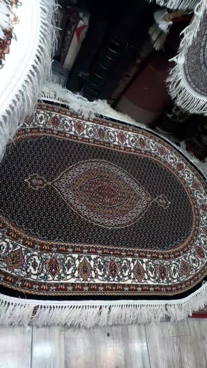 فرش بیضی ماهی ۷۰۰شانه اخوان نخ اکریلیک ۱×۱/۵|فرش|تبریز, |دیوار
