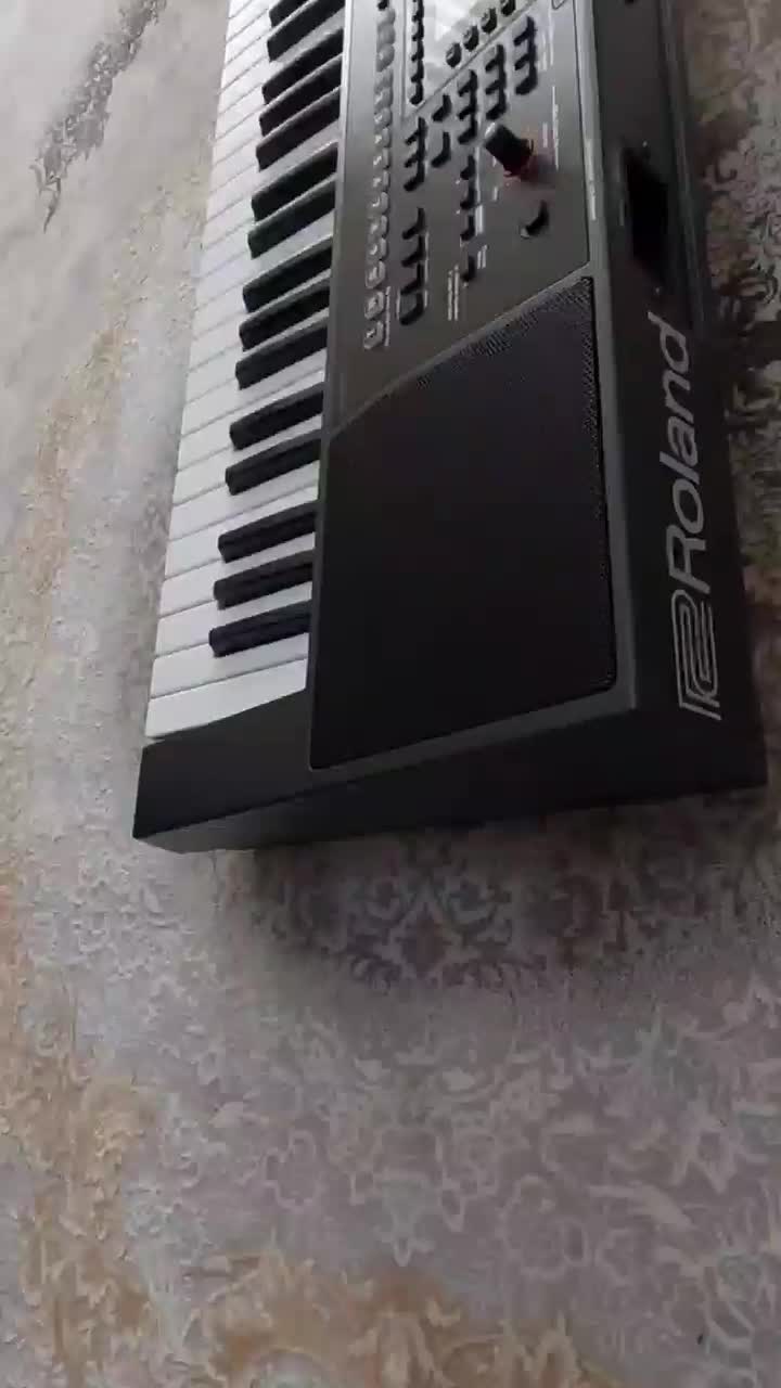 رولند ea7|پیانو، کیبورد، آکاردئون|قوچان, |دیوار