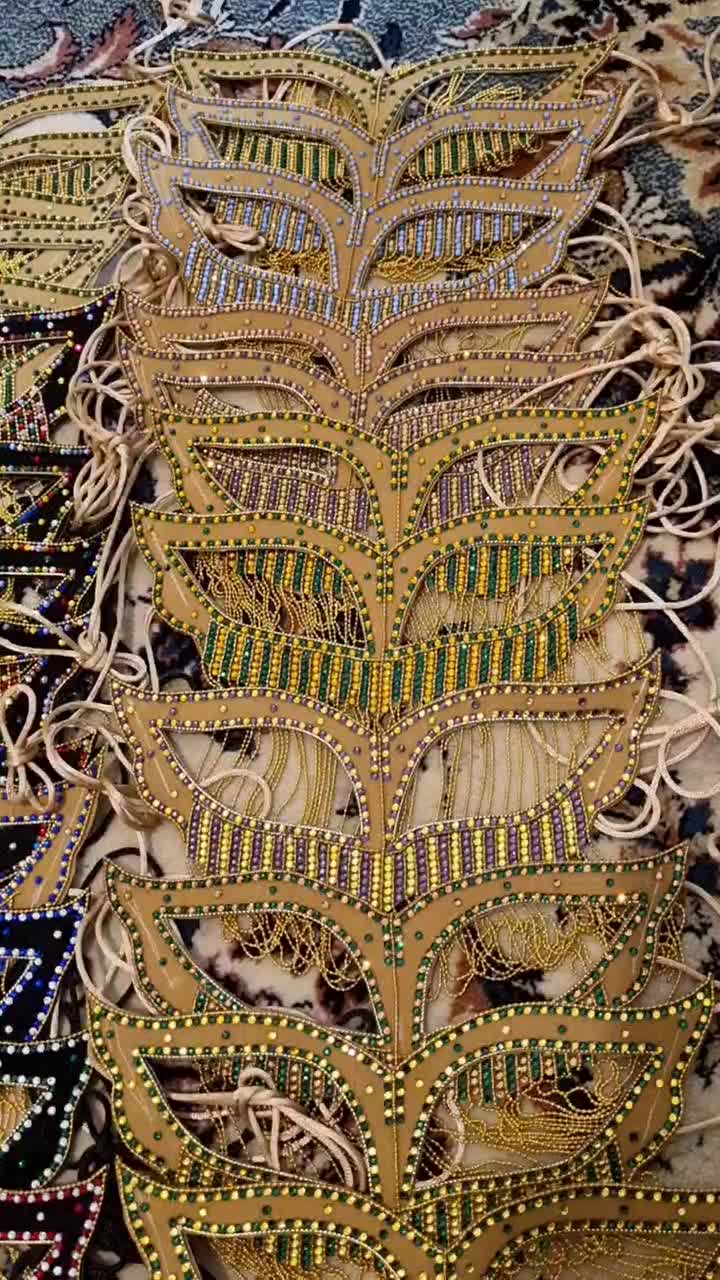 نقاب برقع|لباس|قشم, |دیوار