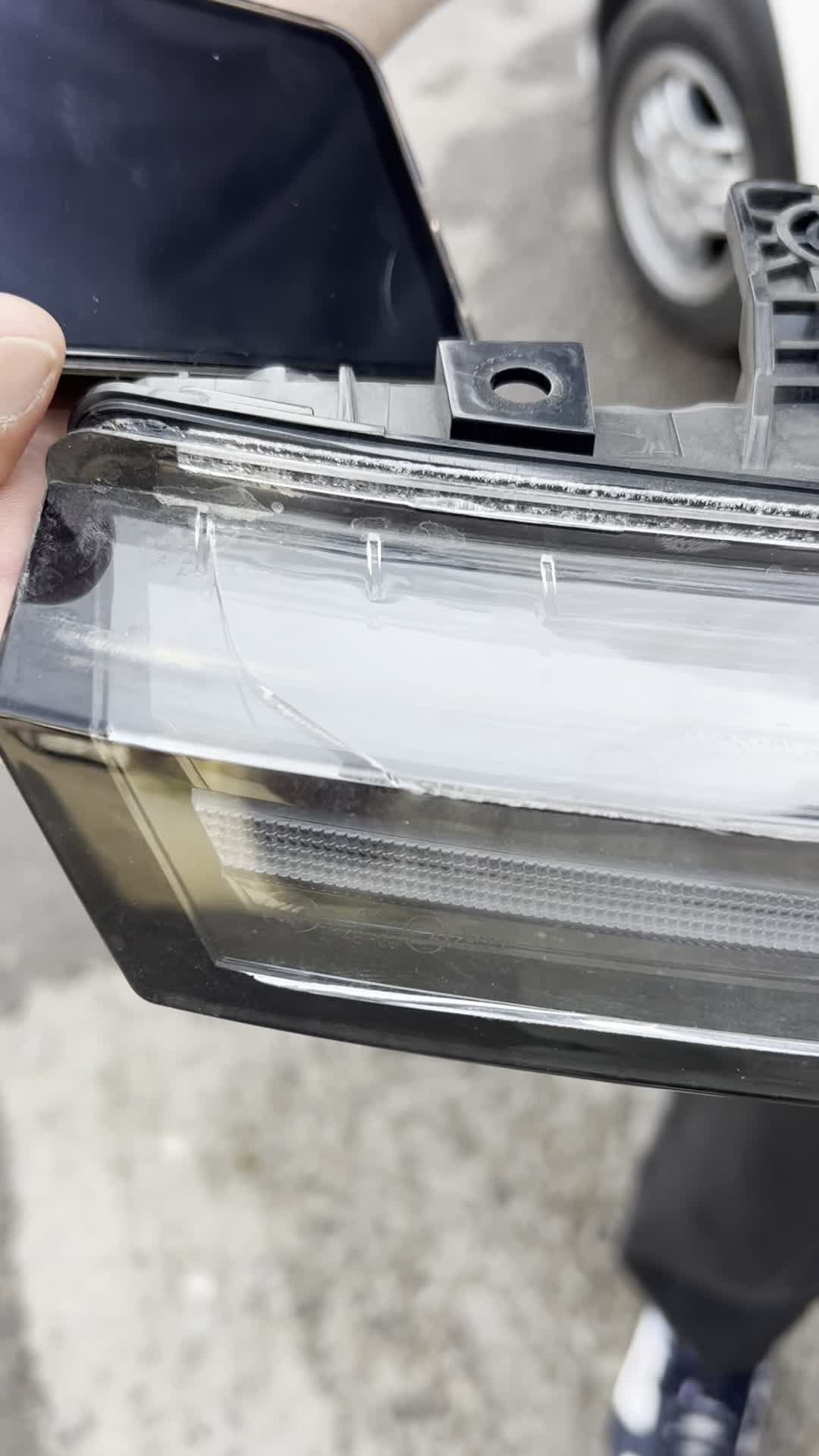 چراغ دیلات کی‌ام سی j7|قطعات یدکی و لوازم جانبی|رشت, رشتیان|دیوار