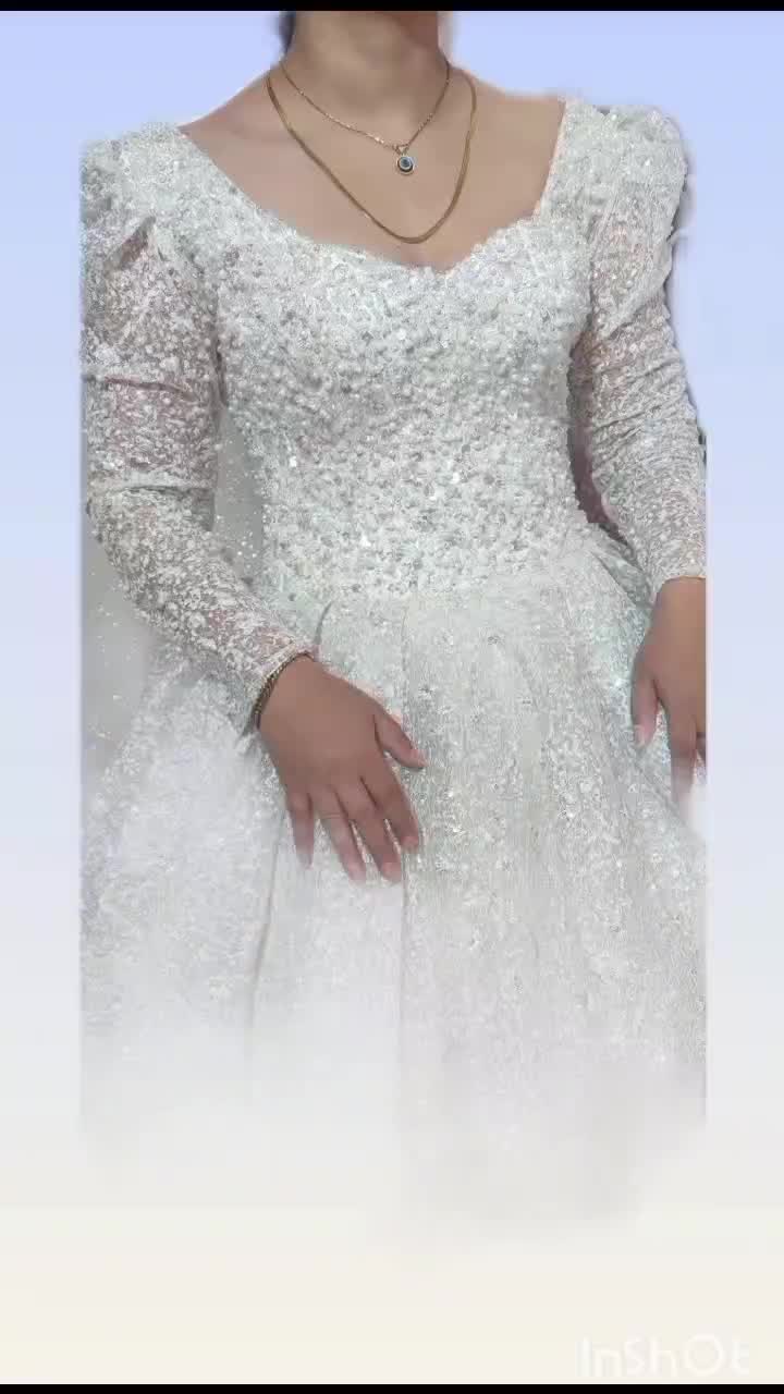 باقیمت یک دوم نصف اجاره لباس عروس صاحب لباس شو|لباس|علی‌آباد کتول, |دیوار