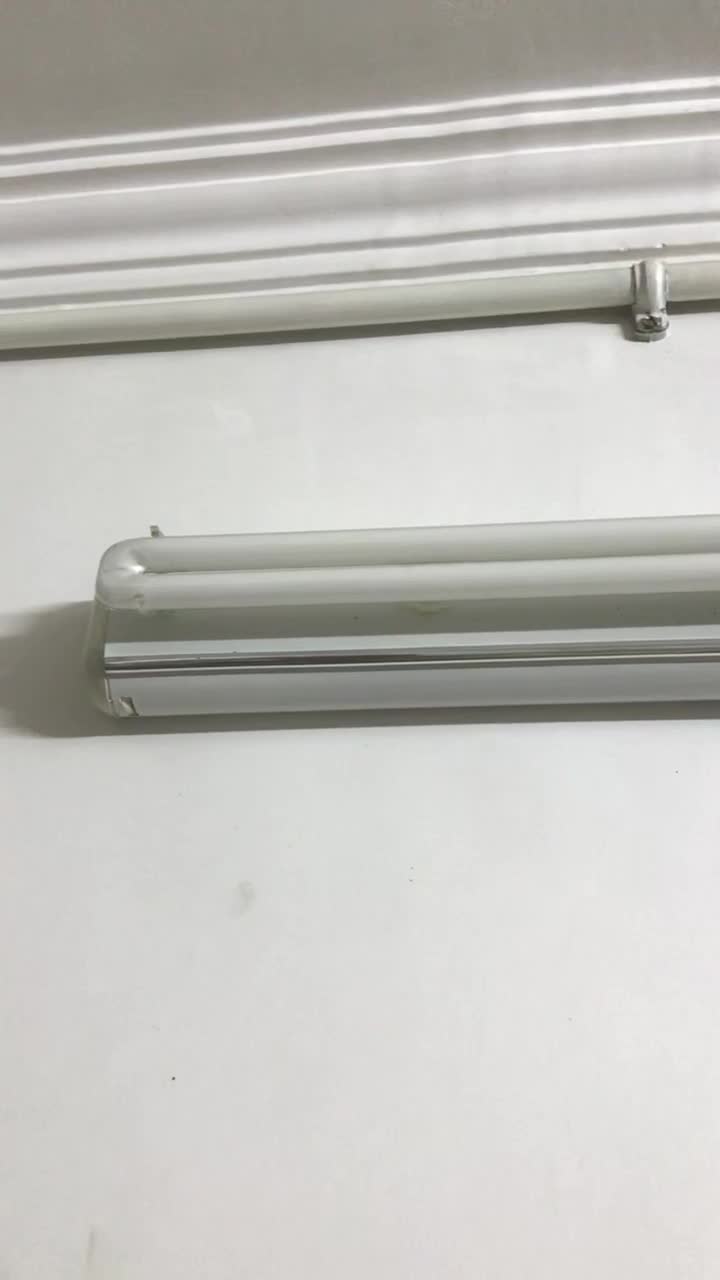 قاب مهتابی سالم و روشنایی/لامپ در حد نو|لامپ و چراغ|اردبیل, |دیوار