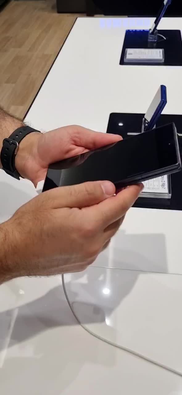 سامسونگ GALAXY Z FOLD 7 با گارانتی شرکتی|موبایل|تهران, زعفرانیه|دیوار