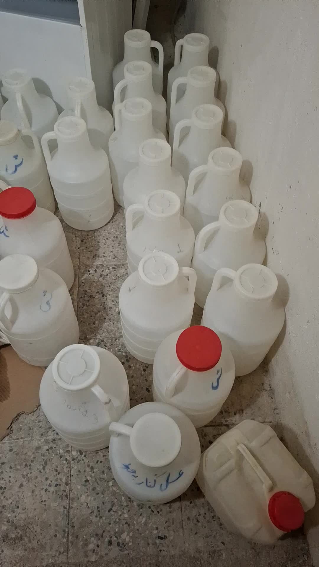 دبه های تمیز 15 لیتری|ظروف نگهدارنده، پلاستیکی، یک‌بارمصرف|دلوار, |دیوار