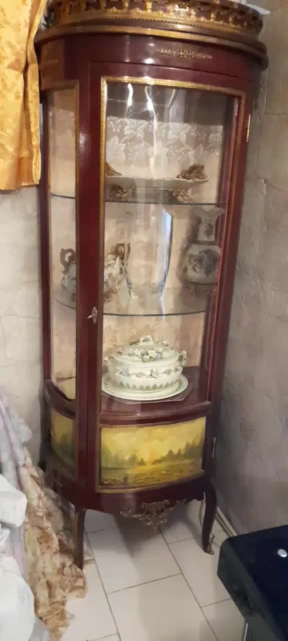 یک جفت بوفه دکوری قدیمی|بوفه، ویترین، کنسول|لواسان, |دیوار