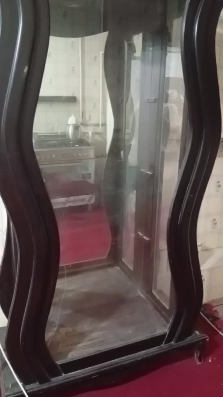 یک عدد بوفه کارکرده|بوفه، ویترین، کنسول|شاهرود, |دیوار