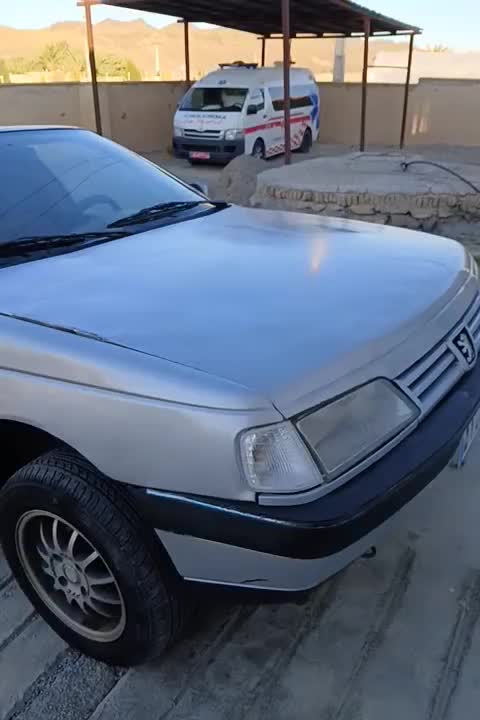 پژو ۴۰۵ نقره ای مدل ۸۹|خودرو سواری و وانت|سراوان, |دیوار