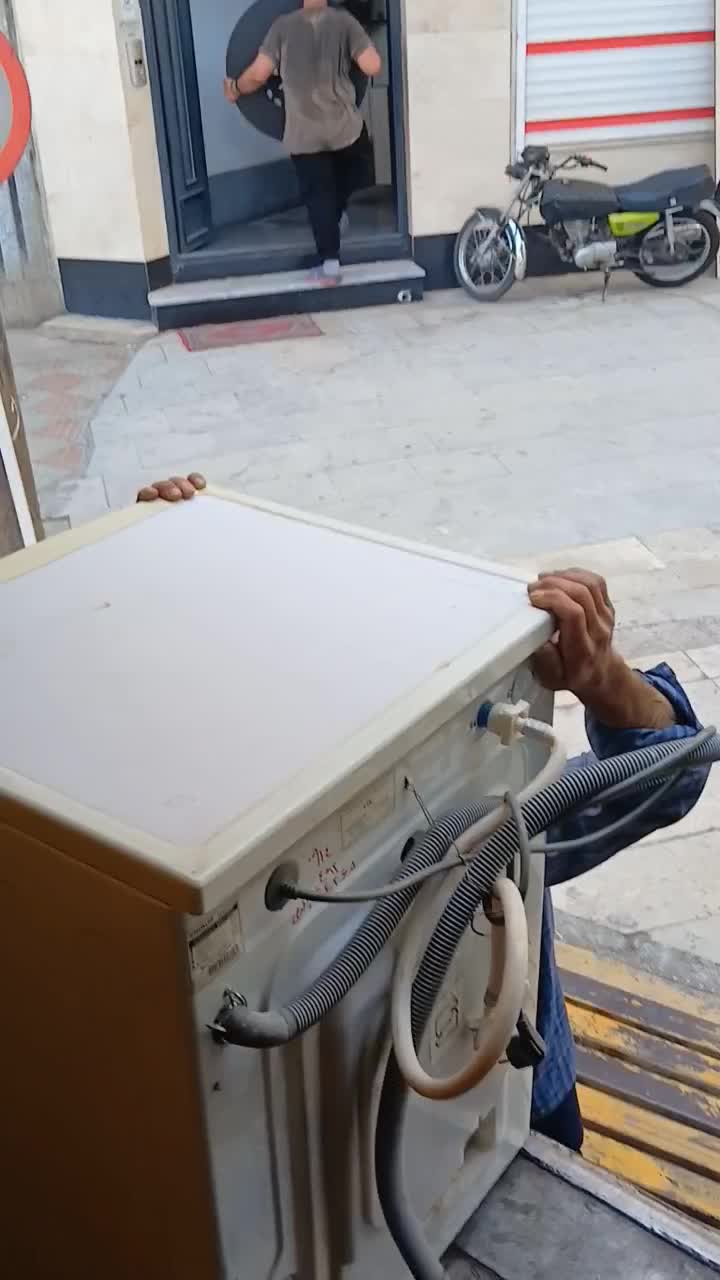 حمل ونقل اثاثیه منزل تک بار فرجی|خدمات حمل و نقل|مرند, |دیوار