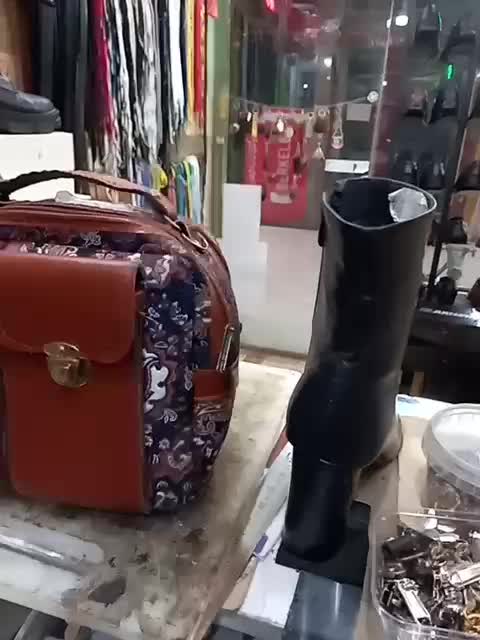 تعمیرات تخصصی کیف و کفش|خدمات پیشه و مهارت|فردیس, طالقانی|دیوار