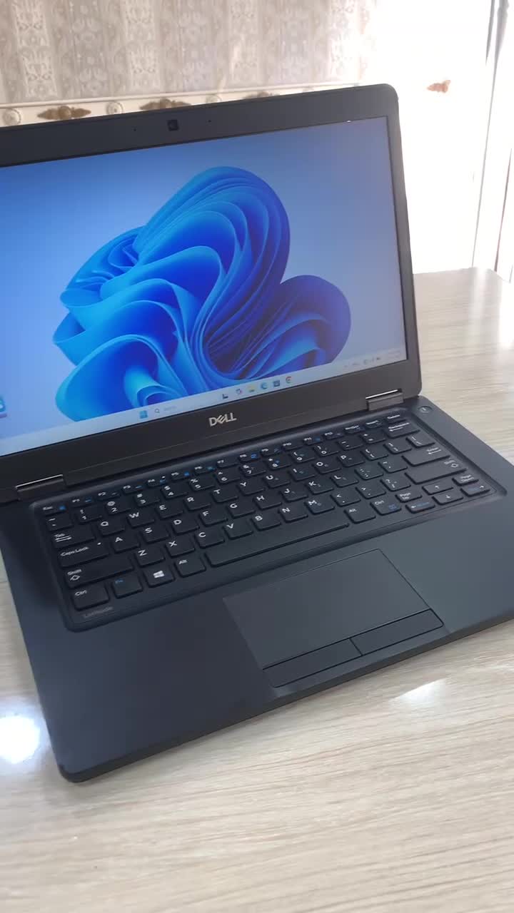 لپ تاپ DELL در حد|رایانه همراه|بندر انزلی, باغ زمانی|دیوار