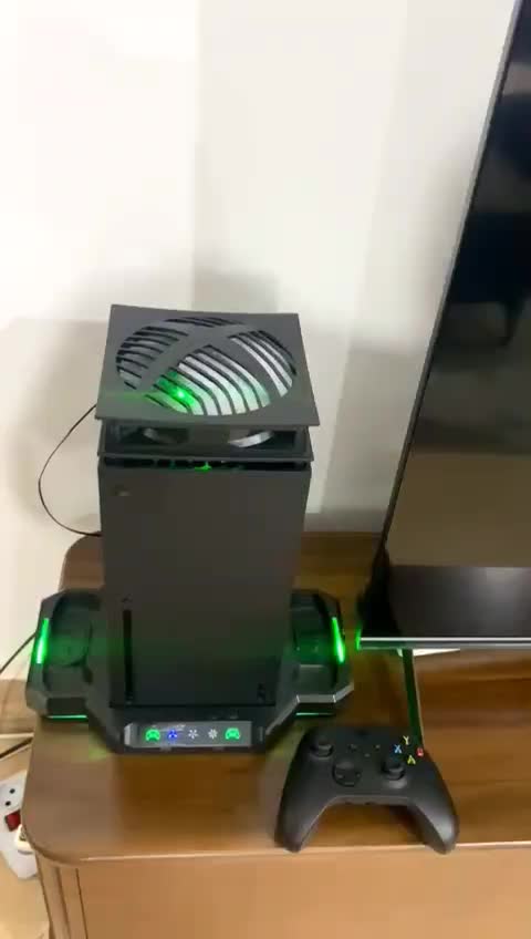2023-4 Xbox Series X + استند شارژ و کولینگ|کنسول، بازی ویدئویی و آنلاین|بهشهر, |دیوار