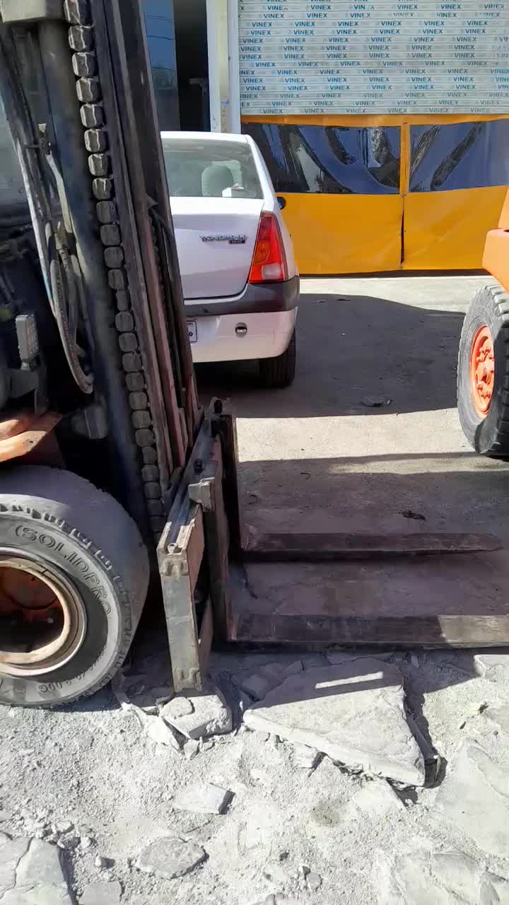 لیفتراک ۳تن|خودرو سنگین|چهاردانگه (تهران), |دیوار