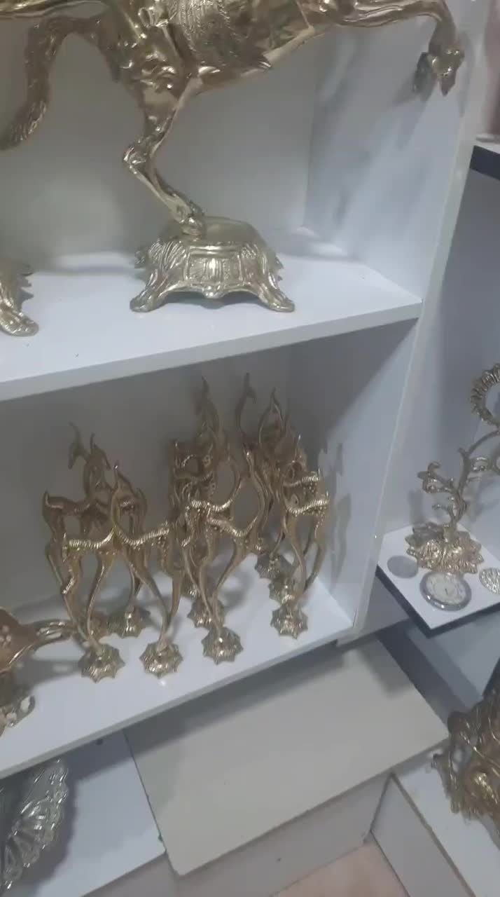 چرخ خیاطی مارشال و تعدادی خورده ریز منزل|چرخ خیاطی و ریسندگی|رباطکریم, شترخوار|دیوار