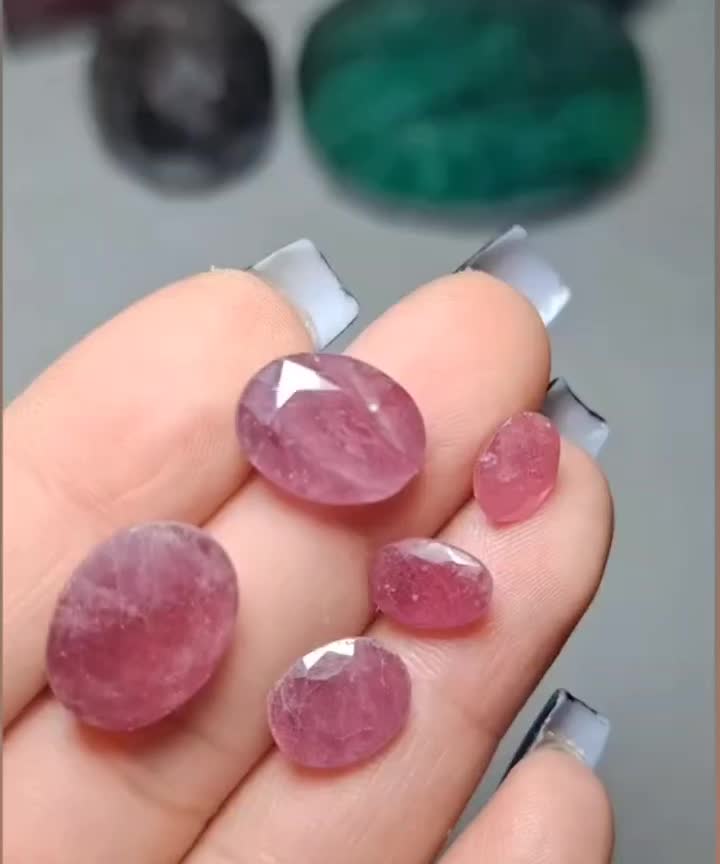 نگین یاقوت|جواهرات|قم, باغ شریفی|دیوار