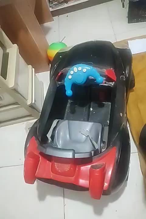 ماشین شارژی|اسباب‌بازی بچه|سنندج, |دیوار