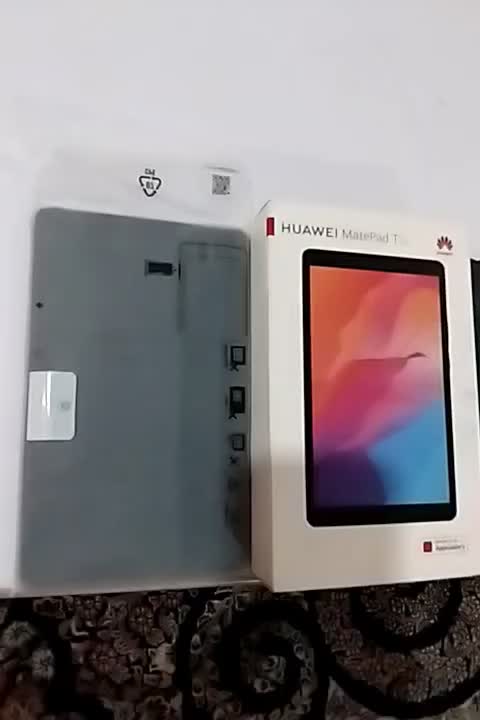 تبلتt8HUAWEIبه همراه قاب|تبلت|کرج, حسین‌آباد|دیوار