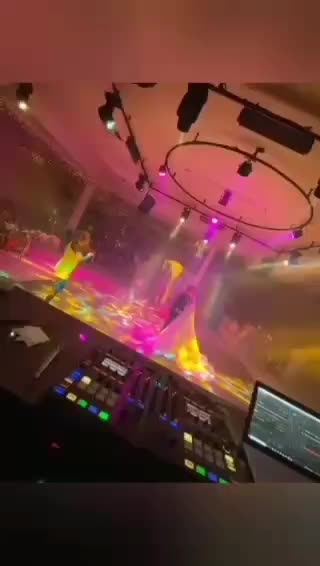 سورپرایز دو ساعته نرخ توافق نوازنده ویولن خانم آقا|خدمات پذیرایی، مراسم|تهران, توحید|دیوار