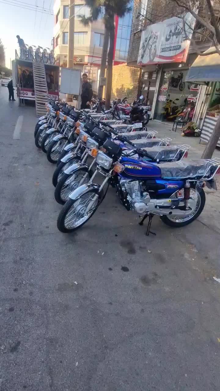 فروش ویژه هنداساوین ۱۵ماهه بدون چک خریدکن|موتورسیکلت|ساوه, |دیوار