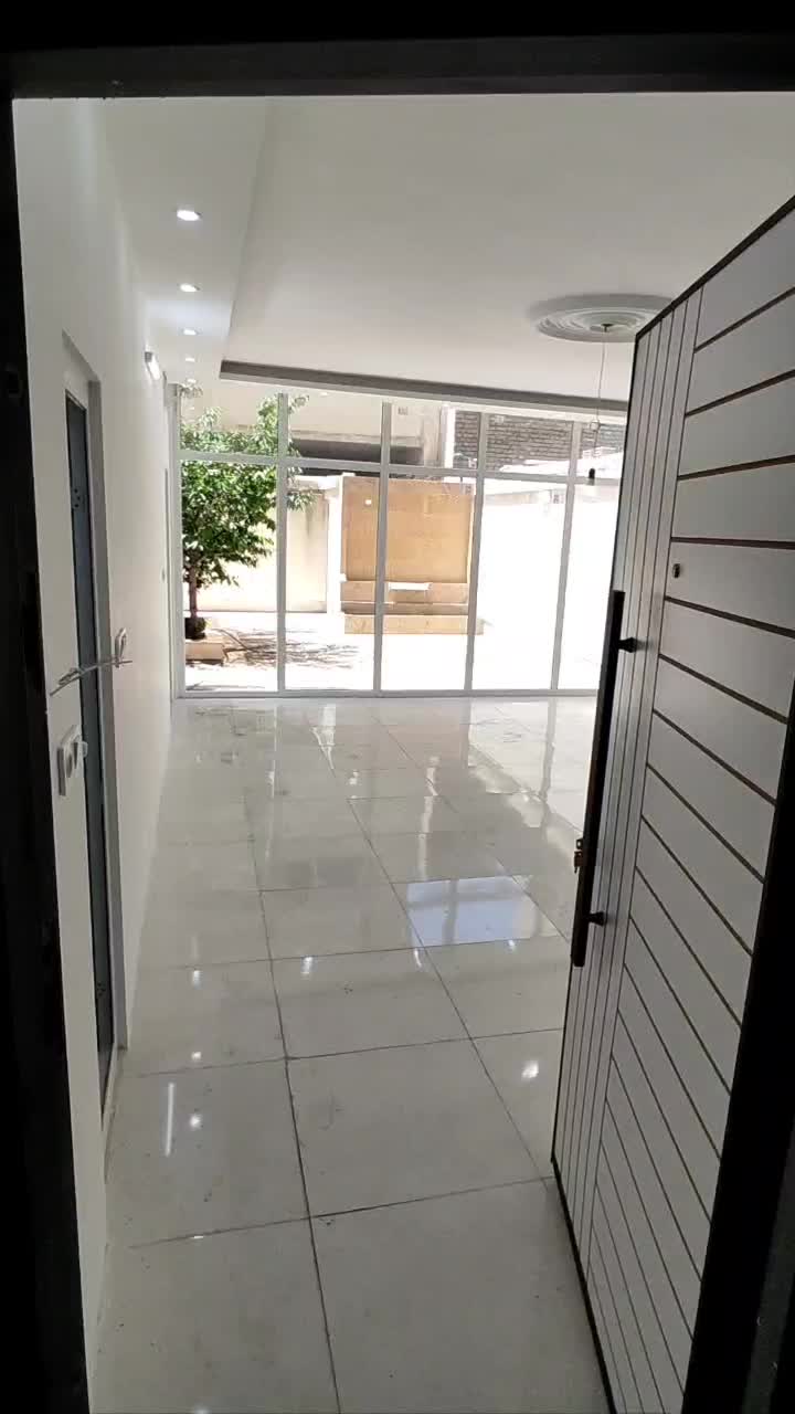 ابتدای اندیشه/همکف با حیاط اختصاصی و پارکینگ|فروش آپارتمان|مشهد, شهرک رازی (شهرک غرب)|دیوار