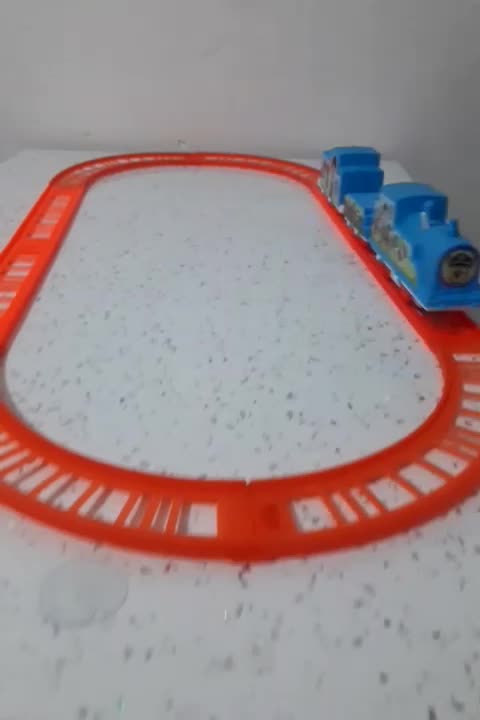 قطار باطری خور|اسباببازی بچه|کرمانشاه, |دیوار