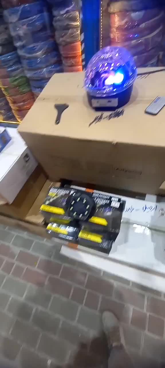 چراغ دیسکویی گردون رومیزی سرپیچ خورسقفی ریموت دار|ریسه و چراغ تزئینی|اردبیل, |دیوار