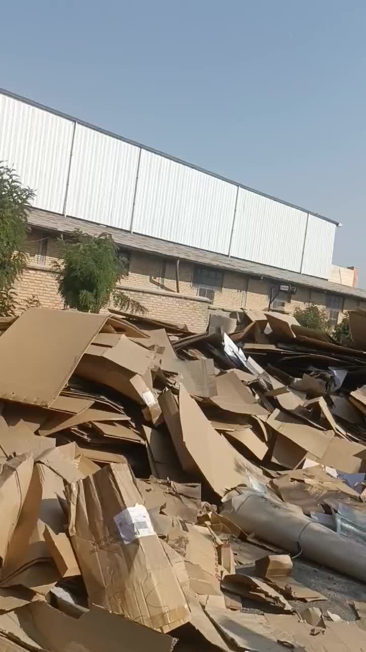 خرید و فروش ضایعات کارتن کاغذ دفتر|عمده‌فروشی|کرج, اصفهانی‌ها|دیوار