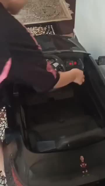 ماشین شارژی سالم ونو موزیکال|اسباب‌‌بازی|جم, |دیوار