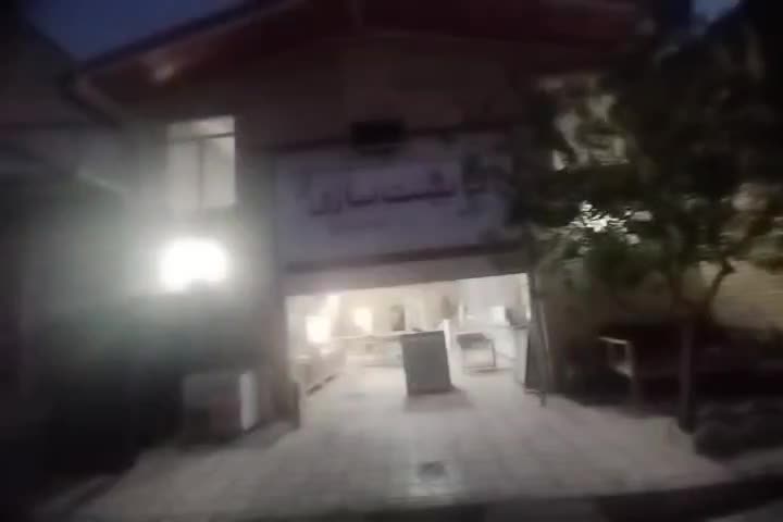 فروش ۶۹۰ متری در آشتیانی|فروش دفتر صنعتی، کشاورزی، تجاری|تهران, آشتیانی|دیوار