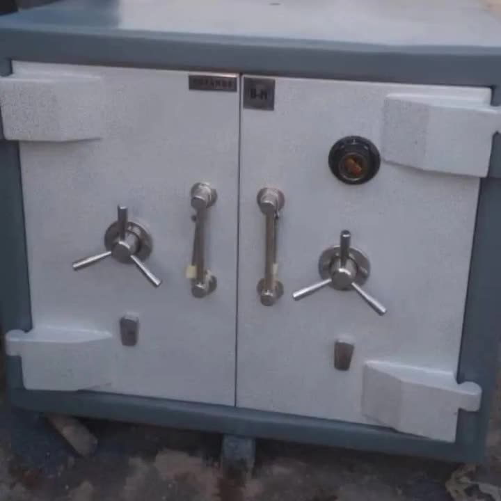 (فروشگاه بزرگ گاوصندوق کاوه )گاو صندوق اصل کاوه|فروشگاه و مغازه|ارومیه, |دیوار