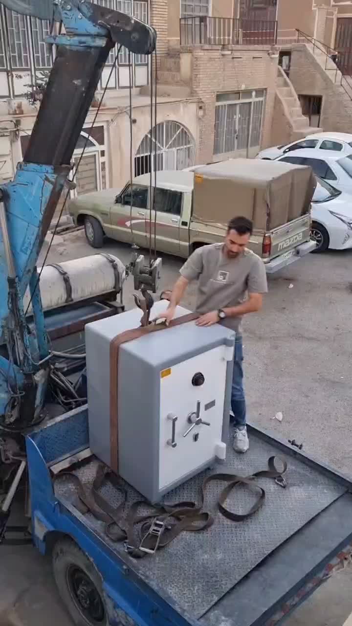 گاوصندوق 4قفله رمز ضد قابل هک|ابزارآلات|یزد, |دیوار