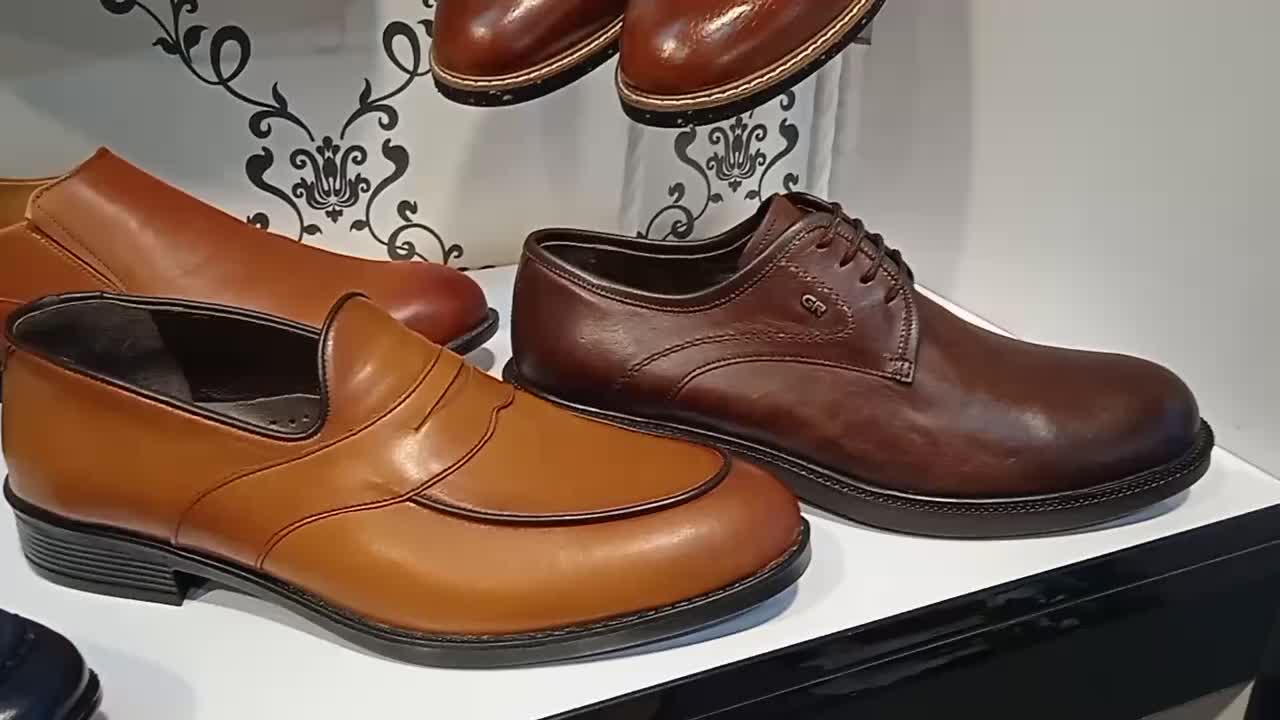 کفش چرم فقط سایز ۴۰ کد ۰۳|کیف، کفش، کمربند|تهران, هوانیروز|دیوار