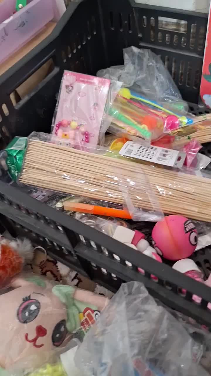 وسایل آشپزخانه و آرایش و بهداشتی و لباس|حراج|اندیمشک, |دیوار