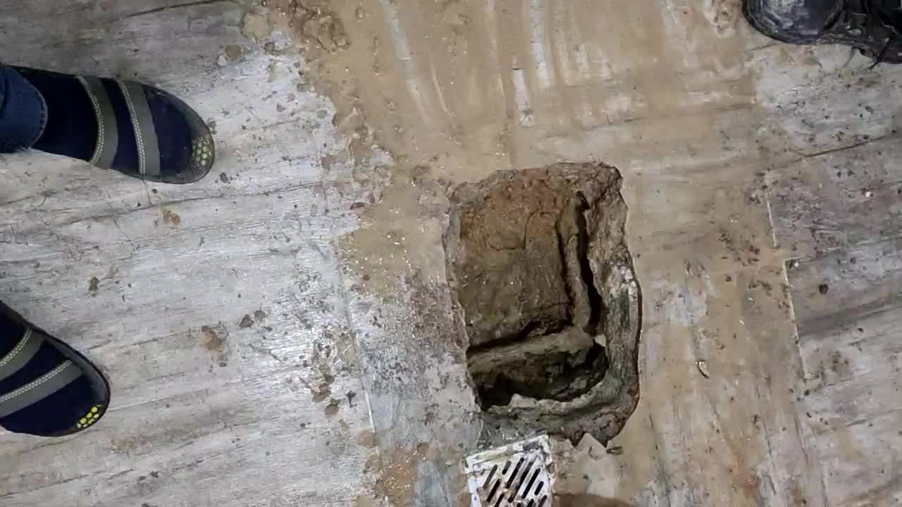 نشت یابی تخصصی لوله های آب مصرفی و فاضلاب|خدمات پیشه و مهارت|یاسوج, |دیوار