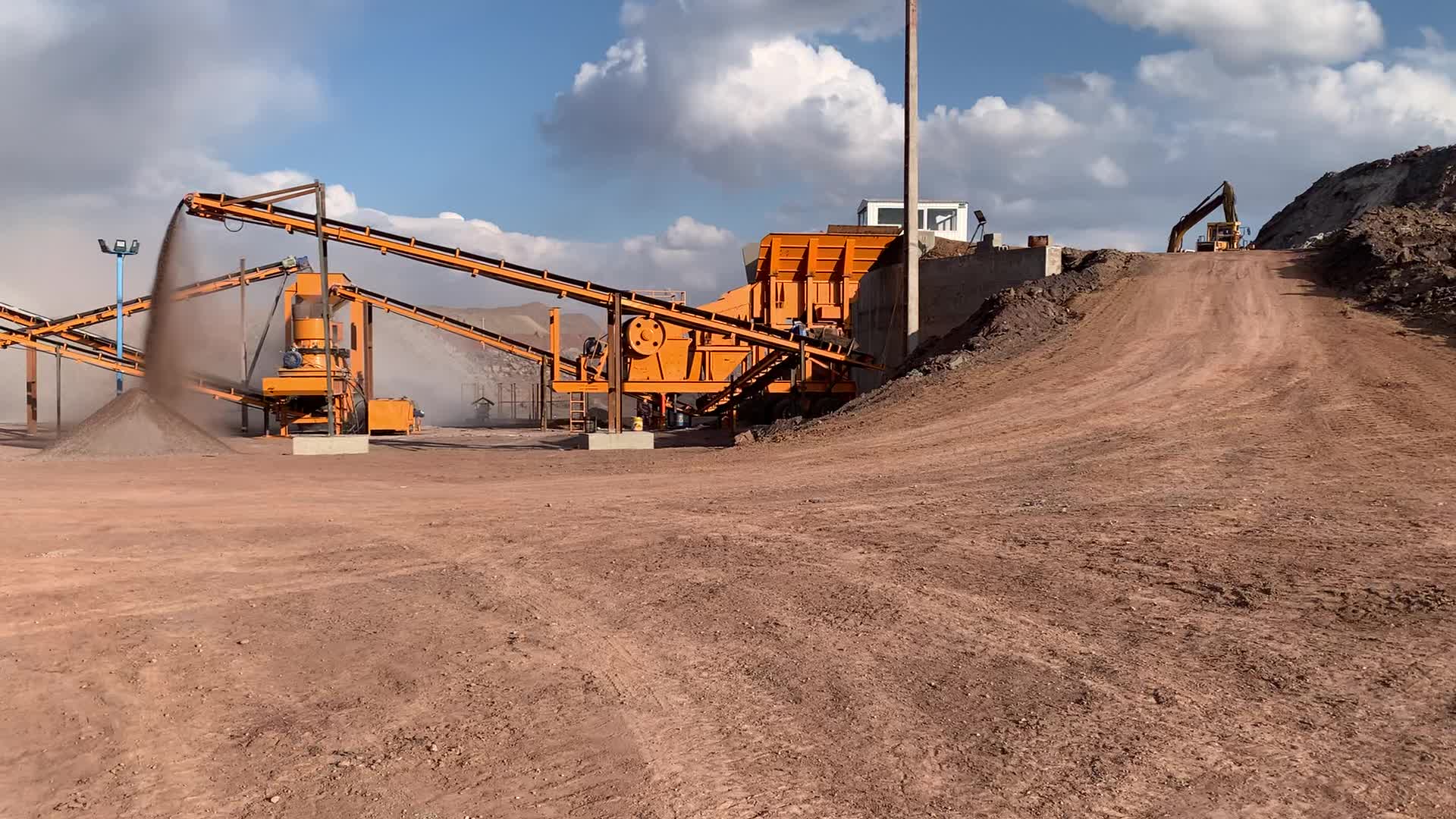 سنگ شکن موبایل سیار|ماشین‌آلات صنعتی|تهران, افسریه جنوبی|دیوار