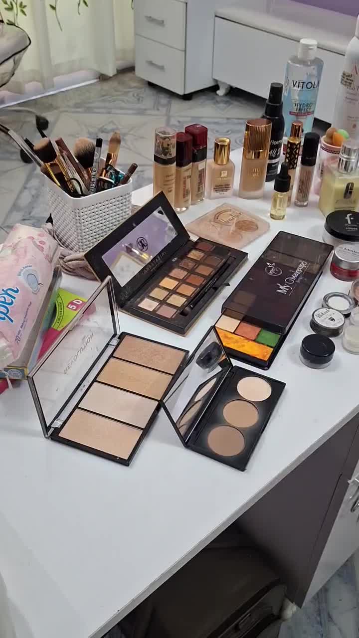 مدل برای انجام میکاپ|خدمات آرایشگری و زیبایی|مشهد, کارمندان دوم|دیوار