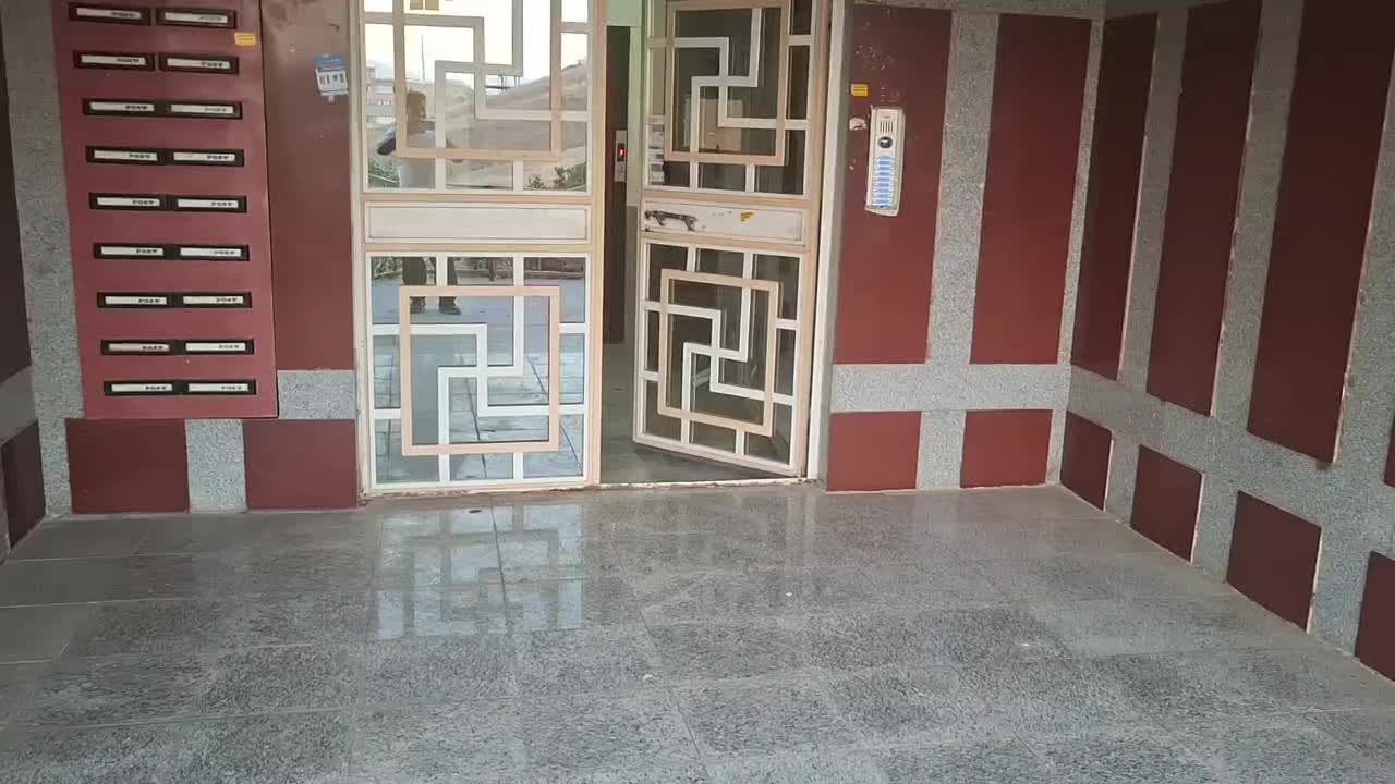 اپارتمان۸۱متری عرصه واعیان ویلاشهر مروارید ارتش|فروش آپارتمان|سنندج, |دیوار