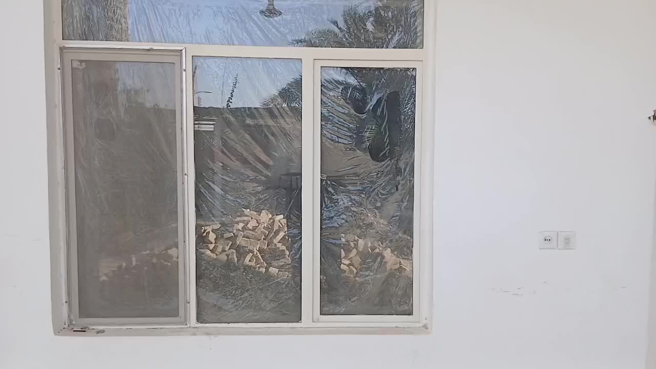 درودوپنجره آهنی فروشی|مصالح و تجهیزات ساختمان|طبس, |دیوار