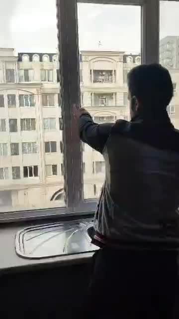 توجه تبدیل درب و پنجره های لولایی به کشویی|خدمات پیشه و مهارت|رشت, بازار|دیوار