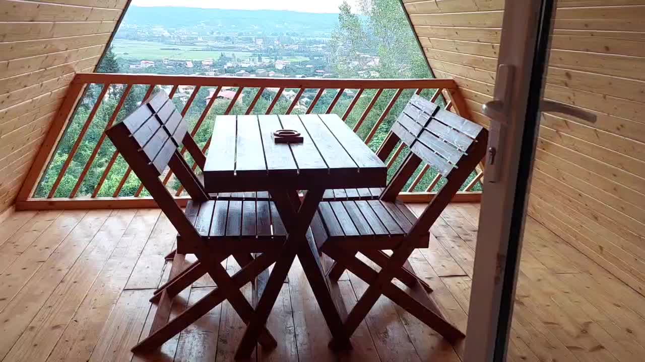 کلبه سوئیسی جنگلی استخردار لمپا ۳|اجارهٔ کوتاه‌مدت ویلا و باغ|شیرگاه, |دیوار