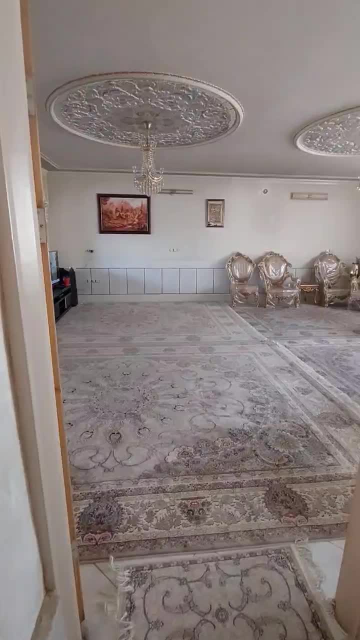 3واحدی360متر ساخت210 متر زمین خیابان باهنر کد 164|فروش خانه و ویلا|اصفهان, تیران|دیوار